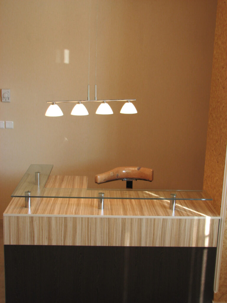 طراحی دکوراسیون داخلی مطب