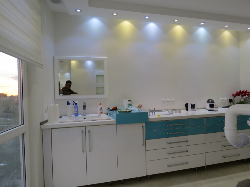 طراحی دکوراسیون داخلی مطب
